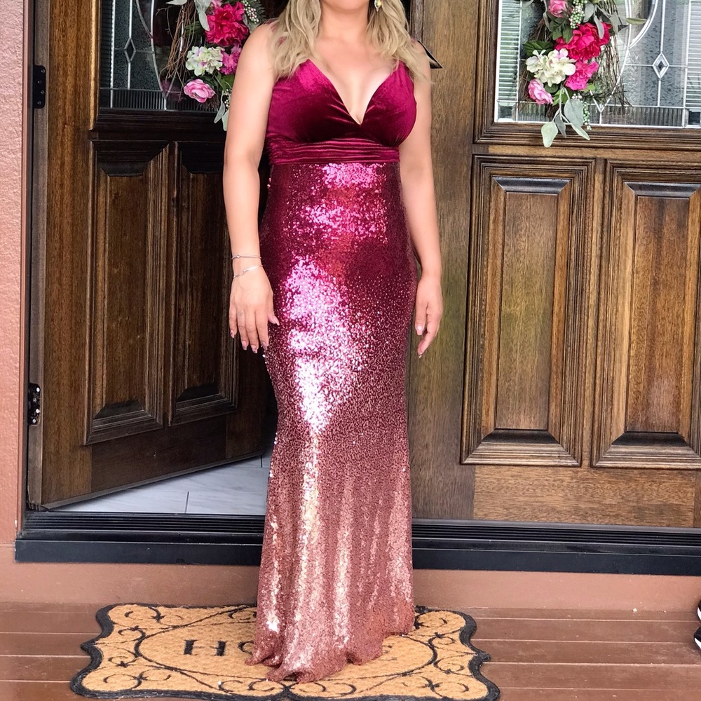 Dress - Picture 3 of 3